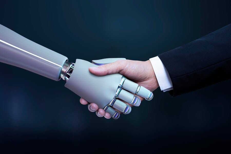 Embracing Automation: Adapting Your Workforce for Industry 4.0