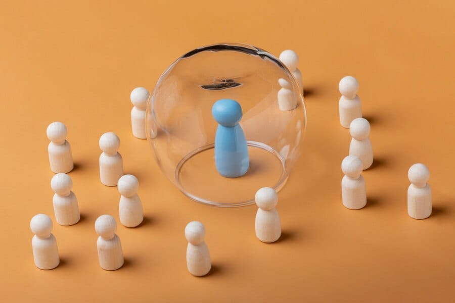 How Recruiters Leverage their Networks