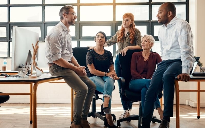 Benefits of Executive Search Firms for C-Level Recruitment - 10 Exclusive Benefits of Executive Search Firms for C-Level Recruitment benefits 1