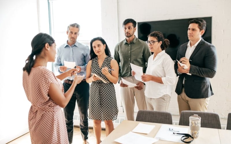 6 Creative Approaches to Succession Planning for C-Suite Leaders approach 1
