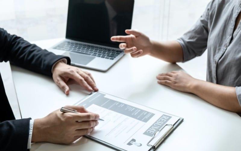 Recruiting C-Level Executives in Remote Companies - 6 Powerful Strategies for Recruiting C-Level Executives in Remote Companies powerful 4