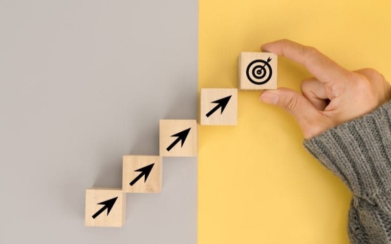 Benefits of Partnering with a C-Level Search Firm - 7 Exclusive Benefits of Partnering with a C-Level Search Firm - Benefit 6