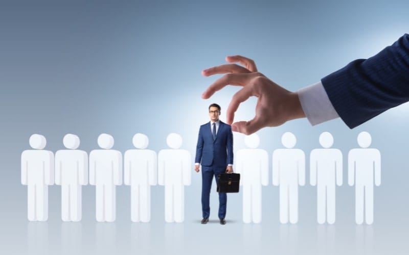 7 Incredible Ways to Retain C-Suite Talent in a Competitive Market