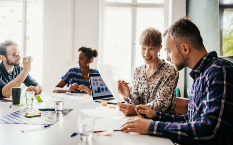 Insights into Executive Compensation Trends - 7 Jaw-Dropping Insights into Executive Compensation Trends insight 3