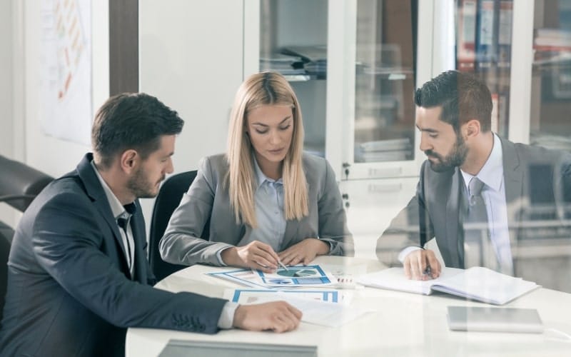 Challenges in Recruiting Top C-Level Talent - 7 Key Challenges in Recruiting Top C-Level Talent key 6
