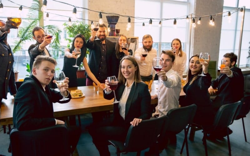 Tips for Recruiting Global C-Suite Leaders- 8 All-Inclusive Tips for Recruiting Global C-Suite Leaders - Tip 2