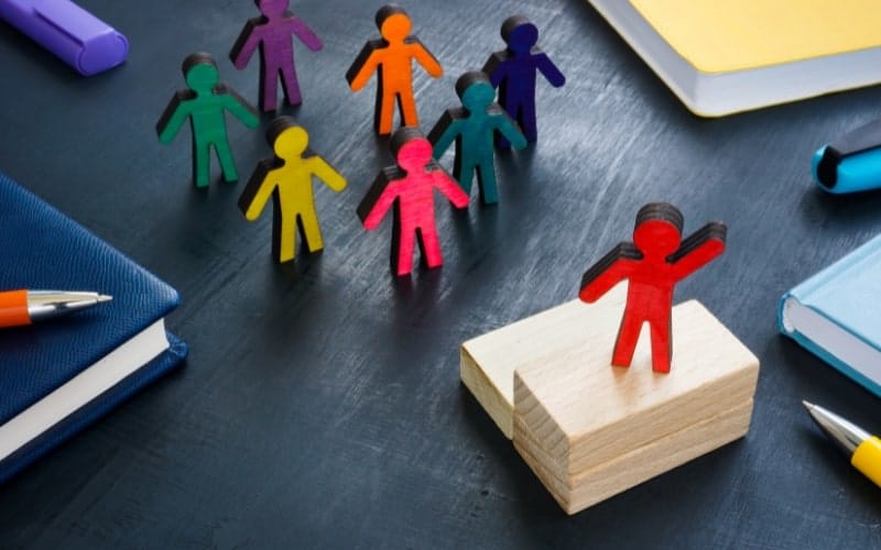 Tips for Recruiting Global C-Suite Leaders - 8 All-Inclusive Tips for Recruiting Global C-Suite Leaders - Tip 7