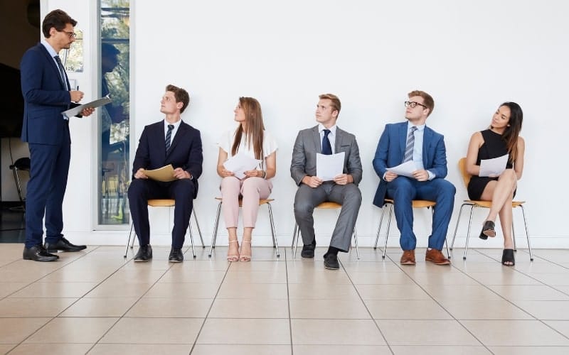Strategies for Attracting Passive C-Level Candidates - 8 Alluring Strategies for Attracting Passive C-Level Candidates alluring 7