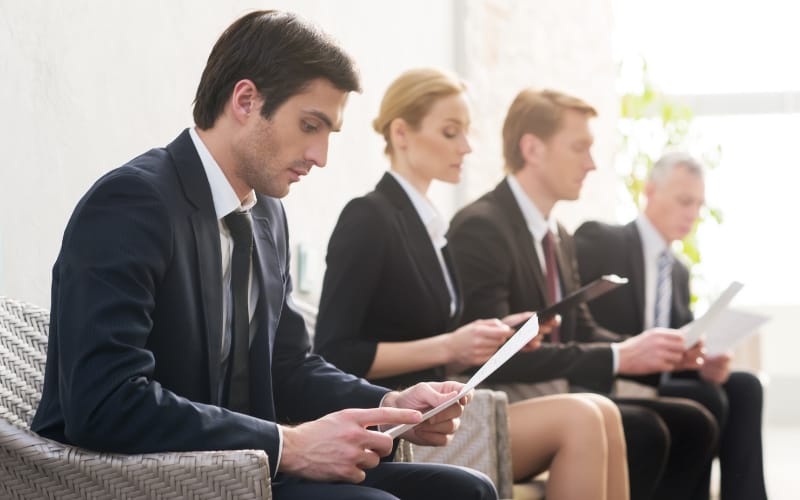 8 Alluring Strategies for Attracting Passive C-Level Candidates