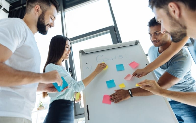 Tactics for Recruiting C-Suite Executives for Startups - 8 Critical Tactics for Recruiting C-Suite Executives for Startups - Tactic 1