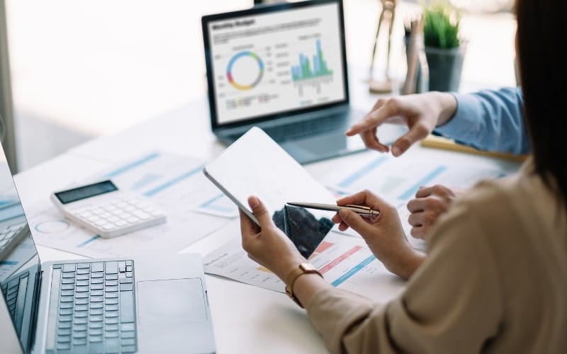 Methods for Recruiting Chief Human Resources Officers - 8 Dynamic Methods for Recruiting Chief Human Resources Officers (CHRO) - Method 7