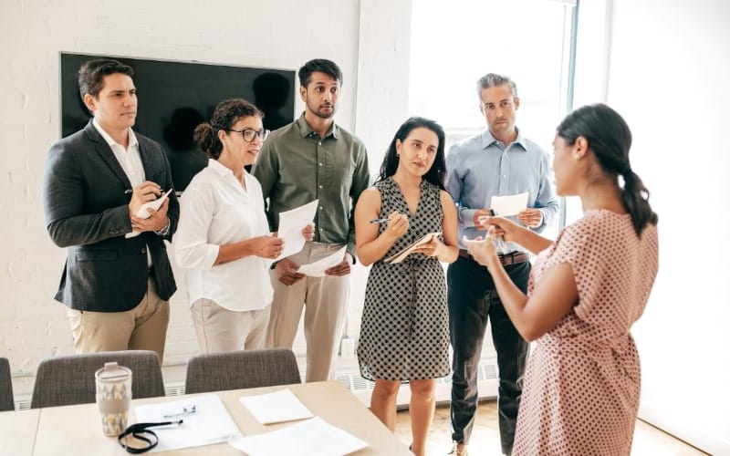 Factors for Recruiting a Chief Information Officer (CIO) - 8-Essential-Factors-for-Recruiting-a-Chief-Information-Officer-CIO factors 6