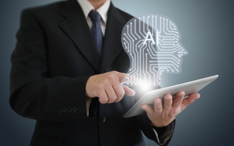 Leadership Traits for Recruiting Forward-Thinking C-Suite Executives - 8 Exclusive Leadership Traits for Recruiting Forward-Thinking C-Suite Executives 8