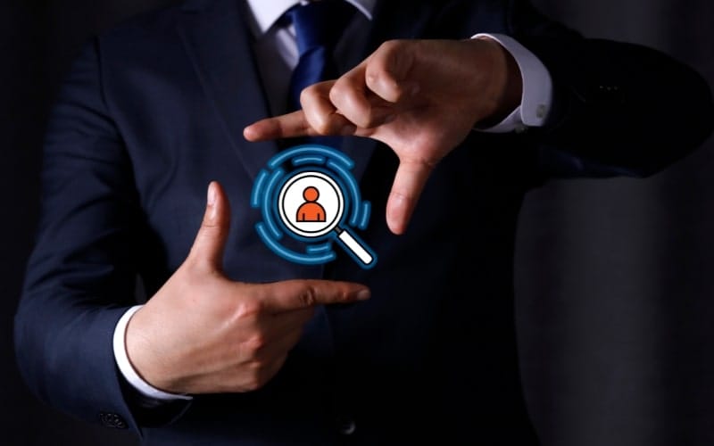 8 Simple Tactics for Navigating Confidential C-Suite Recruitment