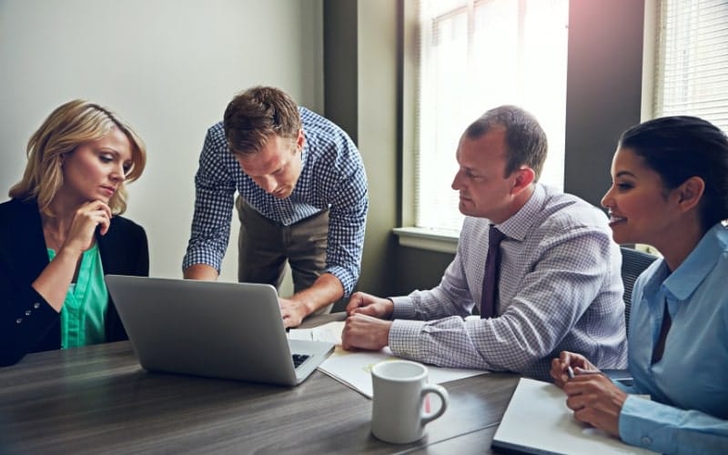 Traits to Look for in a Chief Operations Officer - 9 Important Traits to Look for in a Chief Operations Officer (COO) traits 9 