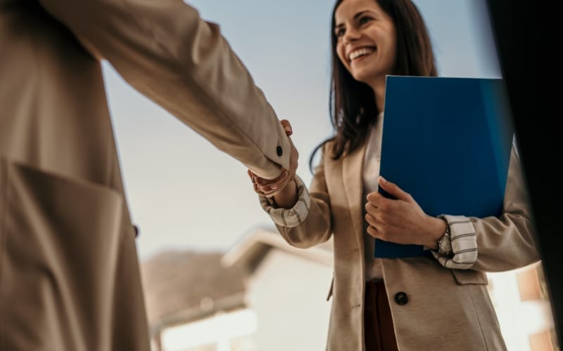 Temporary Leadership Interim Executives - Benefits of Hiring Interim Executives