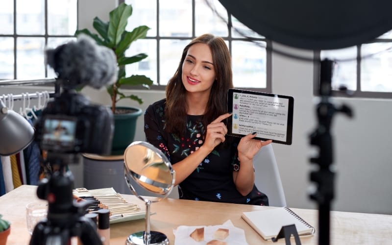 Strong Employer Brand - Maintain a Strong Social Media Presence