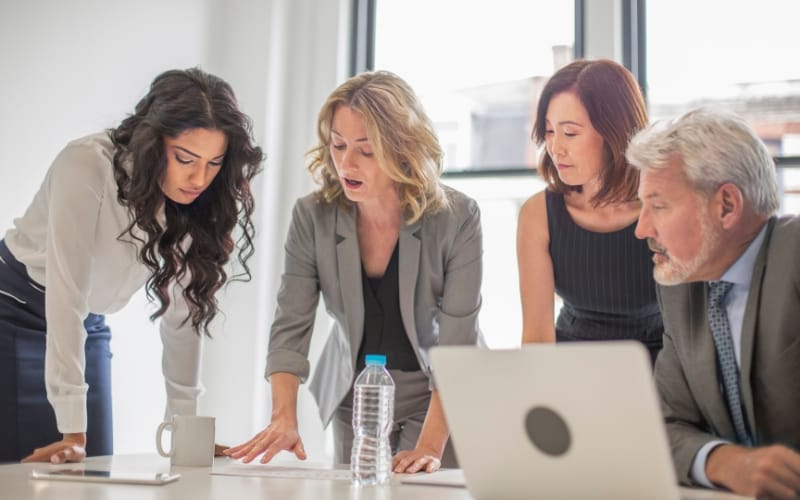How to Create an Irresistible Executive Compensation Package