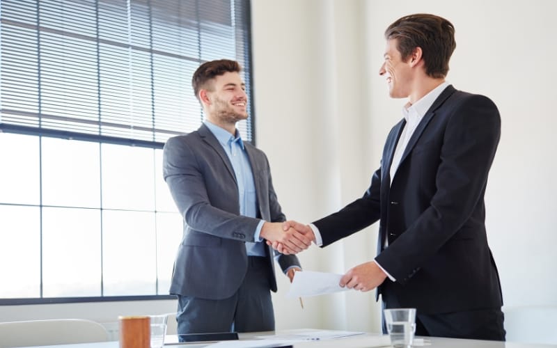 How to Negotiate a Recruitment Contract With an Executive Search Firm