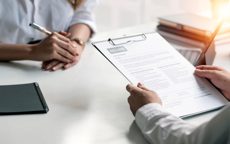 The Role of an Executive Headhunter: What They Do and How They Work