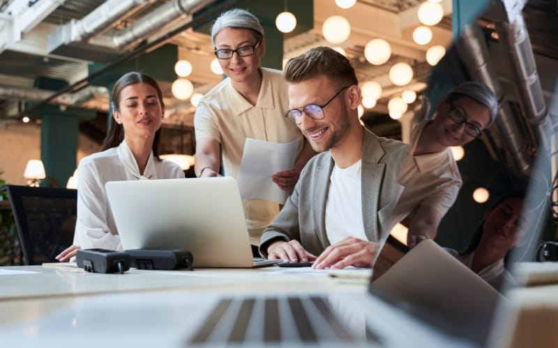 E-Commerce Executive Hiring US | Retail Growth Insights