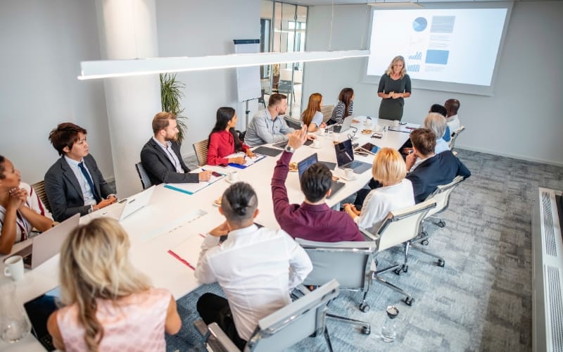 How Executive Coaching Boards Drive C-Suite Board Alignment