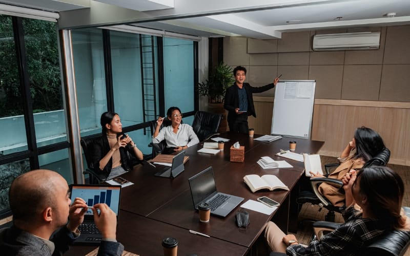 How JRG Provides Targeted Executive Hiring Help