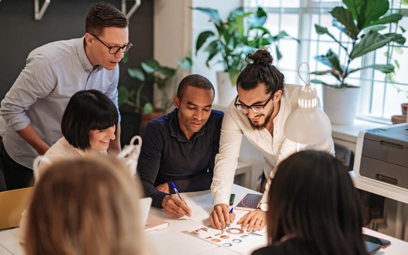 Overcoming Hiring Challenges in the Energy Sector C-Level Space