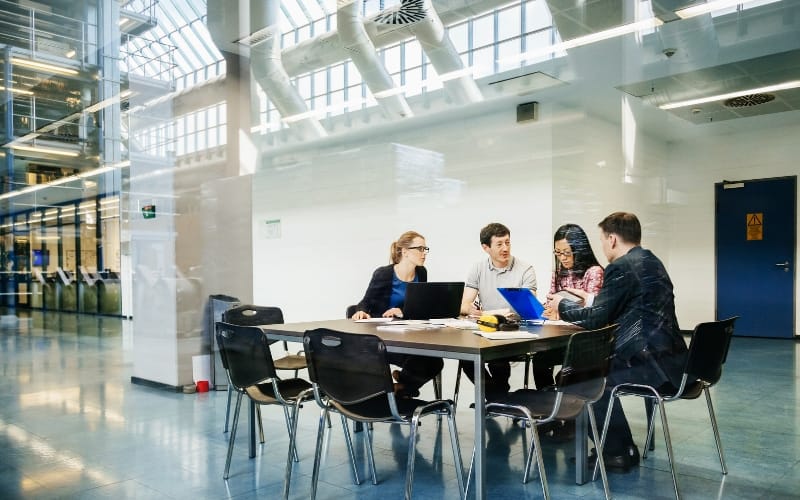 The Link Between Executive Search Retainer Fees and ROI