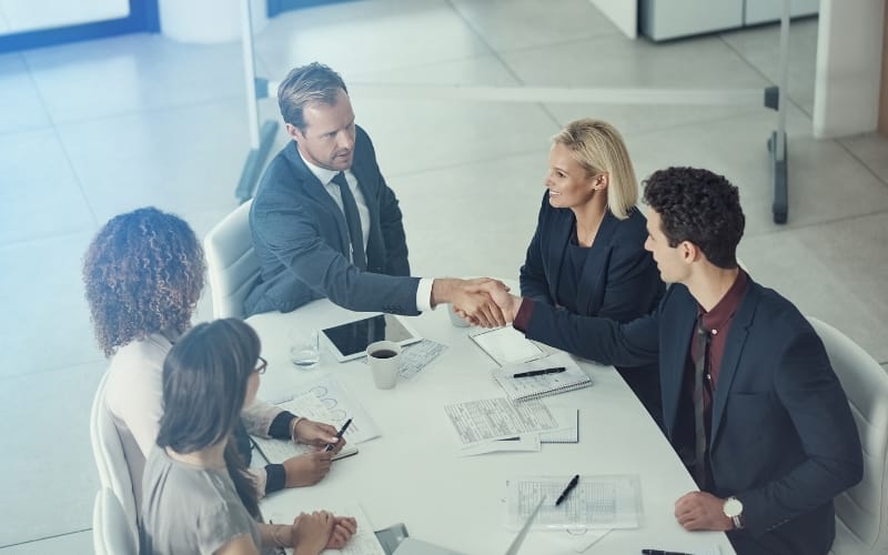 Why Working with Niche Executive Recruiters Pays Off